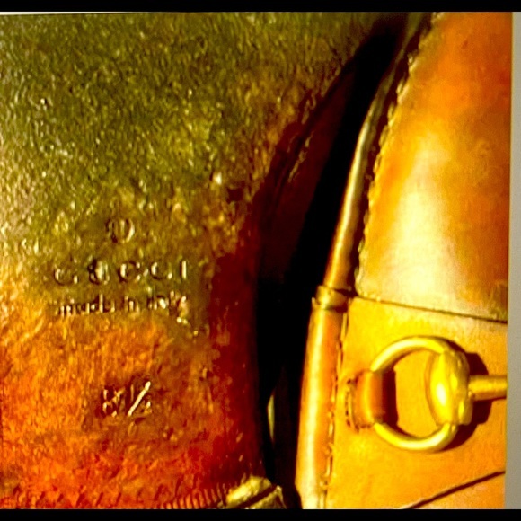 Gucci. 1953 Horsebit leather loafer. 8.5. Retail for $750. - Picture 8 of 9
